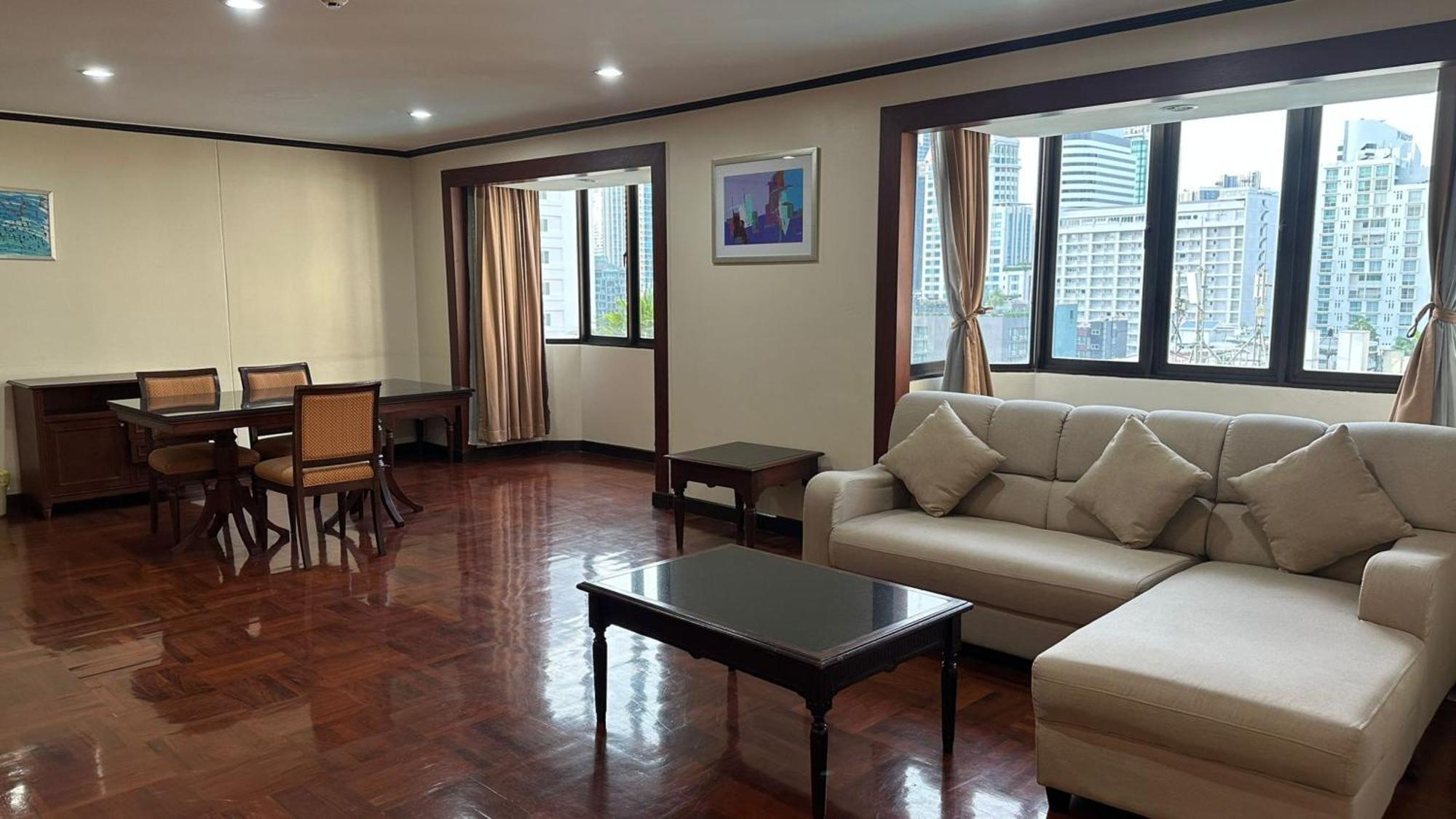 Hotel Omni Tower Sukhumvit Nana Direct Bangkok Exterior foto